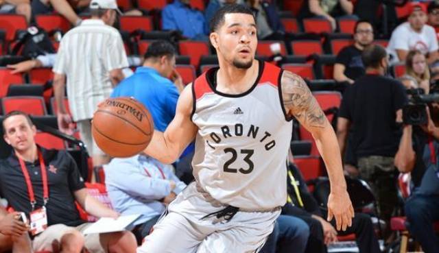 更是对他与 更是对他与