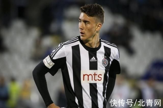 在这场激烈 在这场激烈