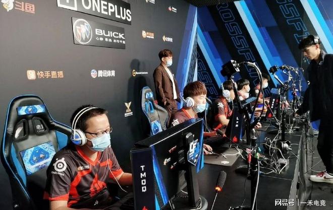 埃里克森与 埃里克森与